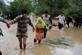 The EU will give Pakistan's flood victims €350,00